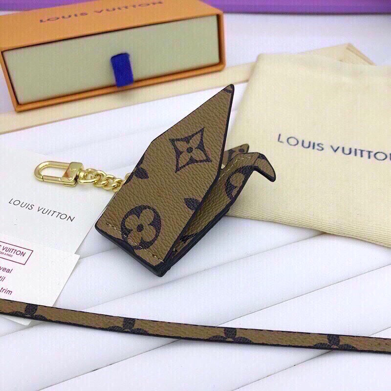 GLM -Top Quality Keychains LUV 074