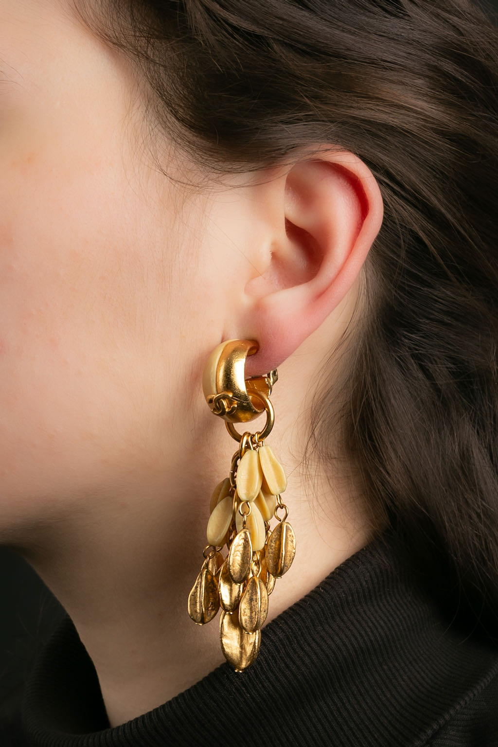 Boucles d'oreilles dorÃƒÆ’Ã‚Â©es Chanel