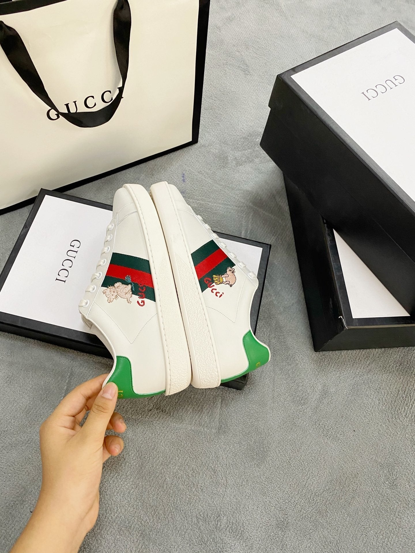 GLM-GCI PIG  Ace Sneaker 074