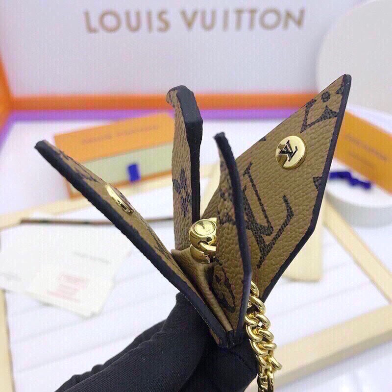 GLM -Top Quality Keychains LUV 074