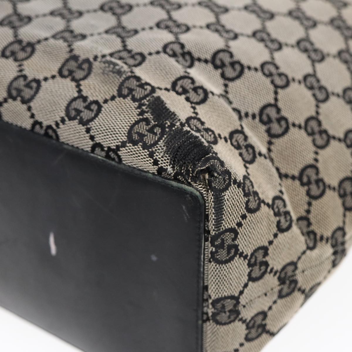 GUCCI GG Canvas Tote Bag Black Gold 002 1098 88954