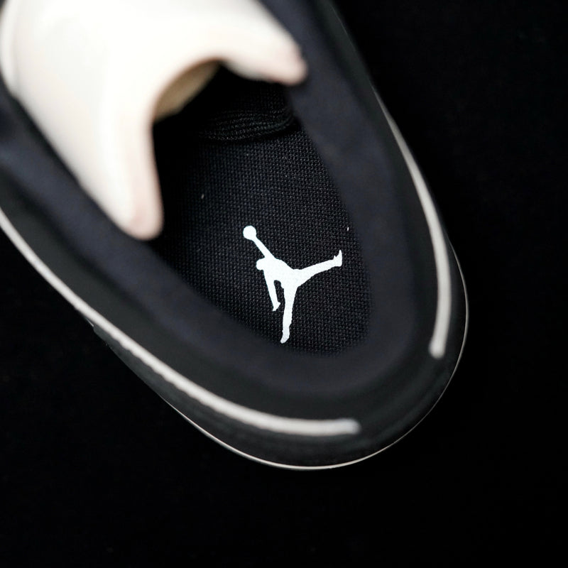GLM - AJ1 Low Milk Tea