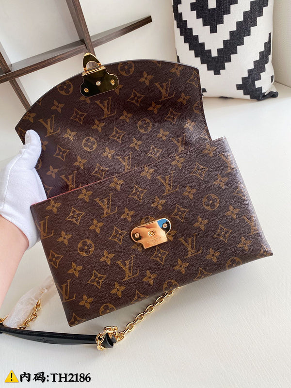 LOV2 Bags - Fashion Bags  2648