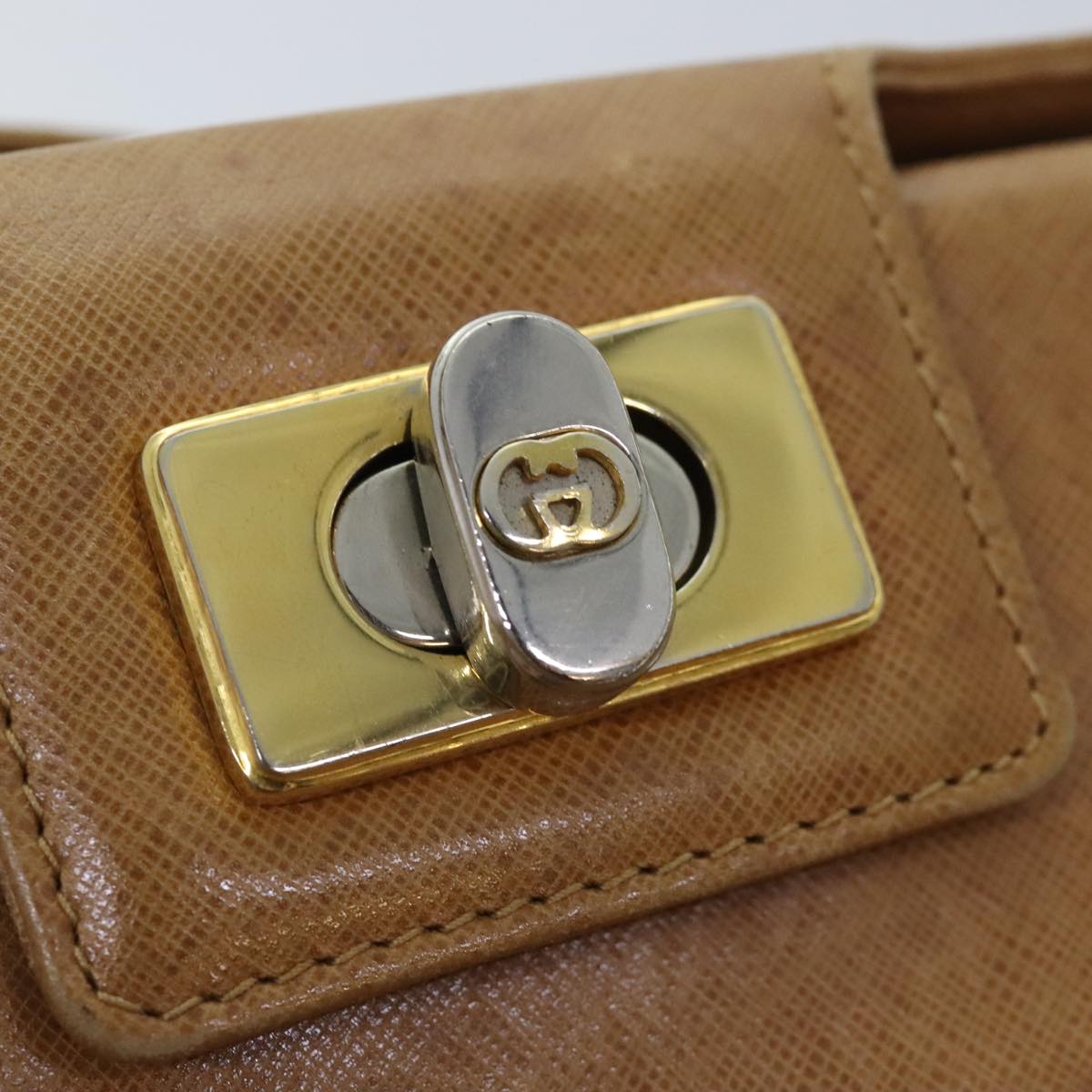GUCCI Shoulder Bag Leather Beige Silver gold 89604