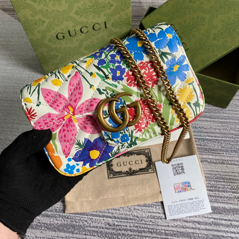 GLM - gg Bags - 2011