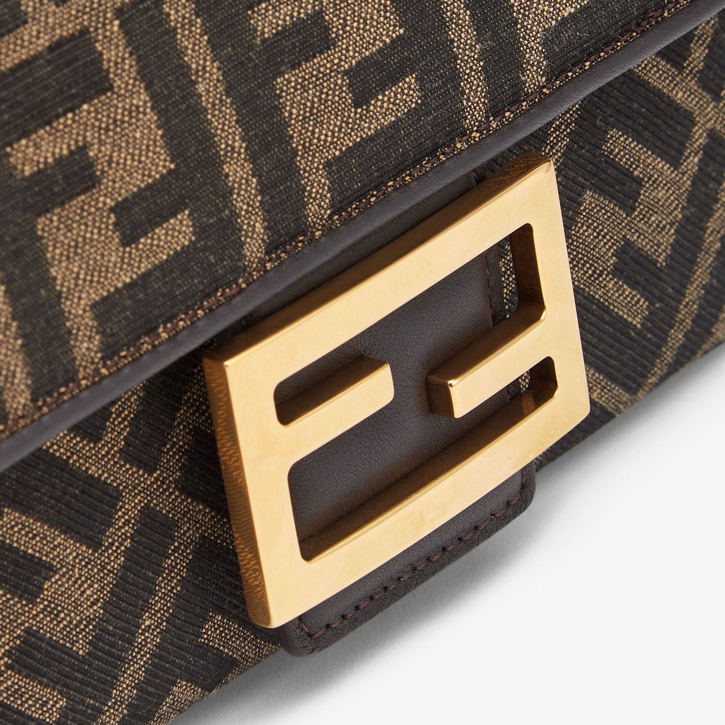 Baguette Chain Bag