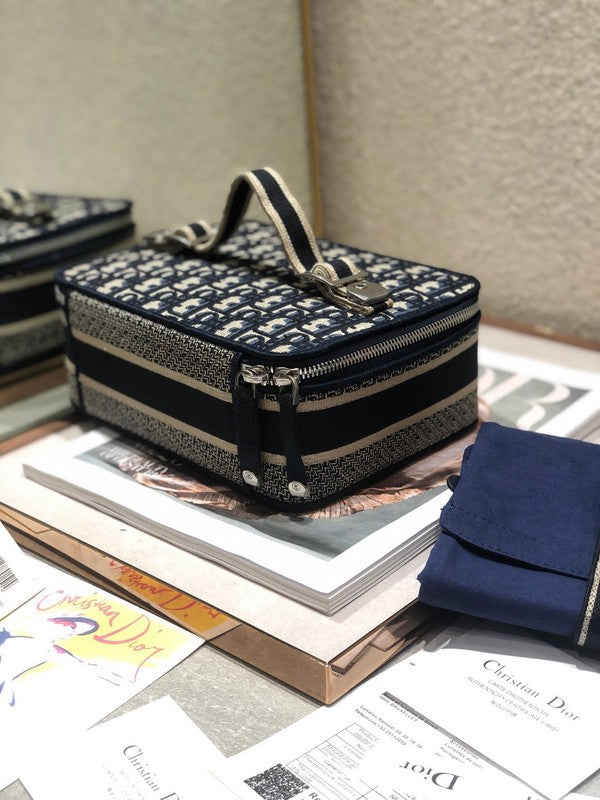 GLM - Dir Bags - 1948