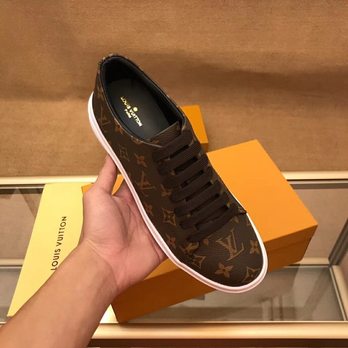 GLM - Top Quality Luv Sneaker 064