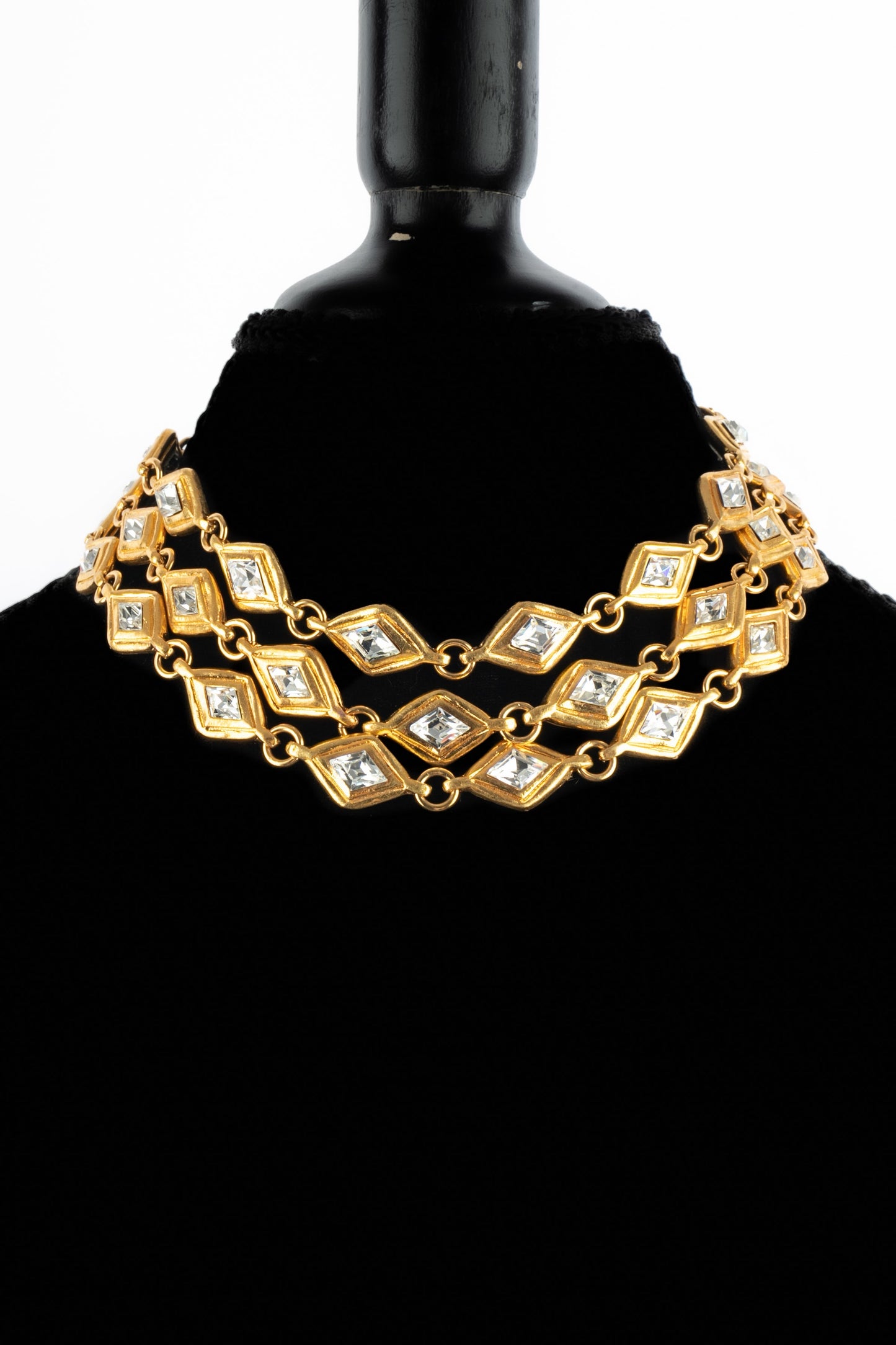 Collier strassÃ© Chanel