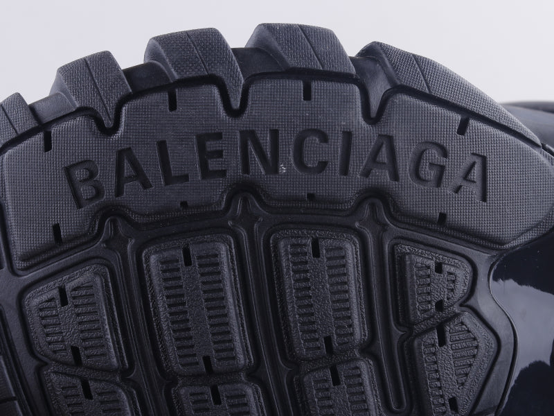 GLM - Bla Track Three Generations Sneaker