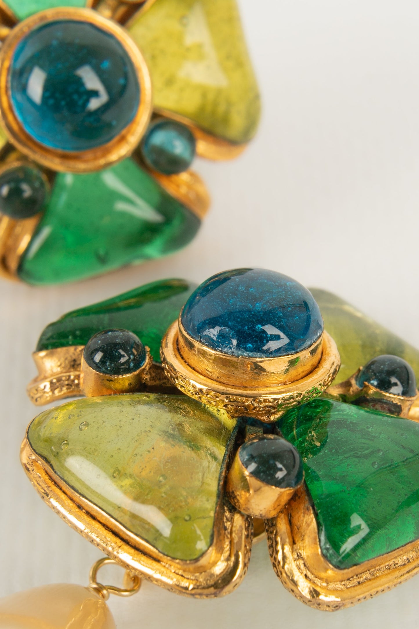Boucles d'oreilles en pÃ¢te de verre Chanel