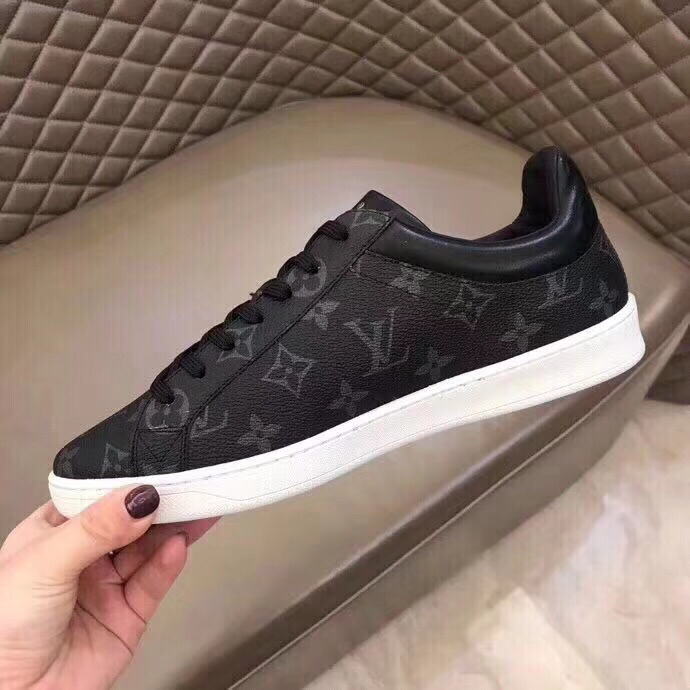GLM - Top Quality Luv Sneaker 060
