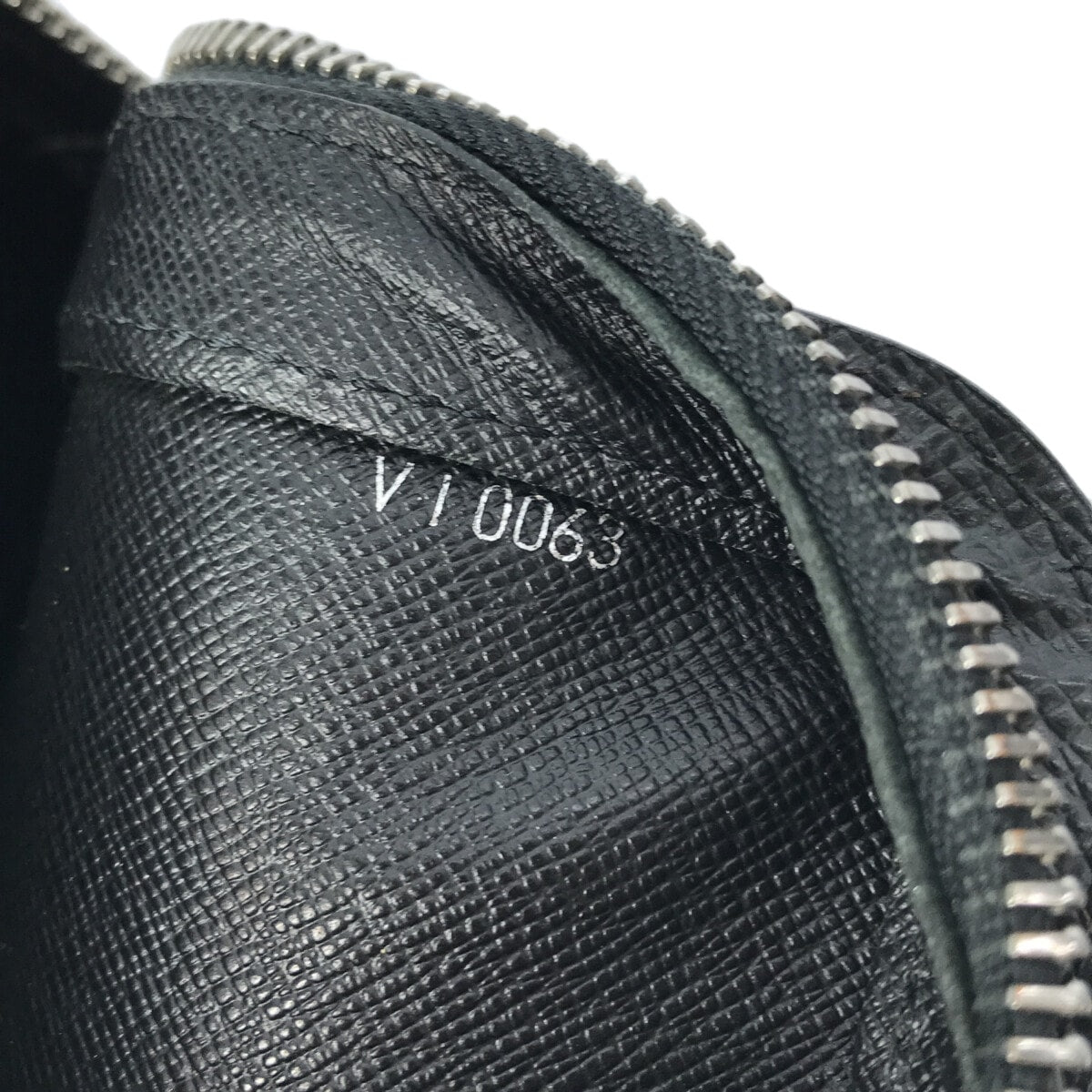 Louis Vuitton Baikal  Leather Clutch Bag ()