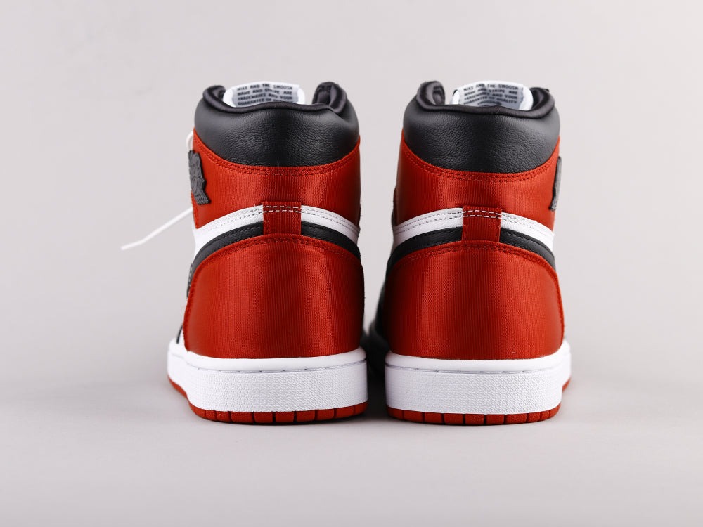 GLM - AJ1 red silk black toe