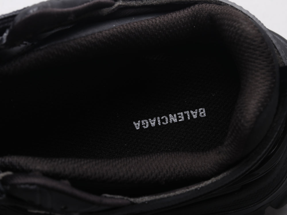 GLM - Bla Track Hollow Black Sneaker
