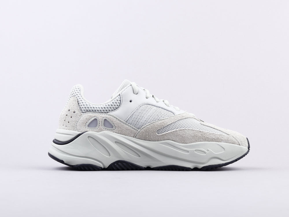 GLM - Yzy 700 Salt Sneaker