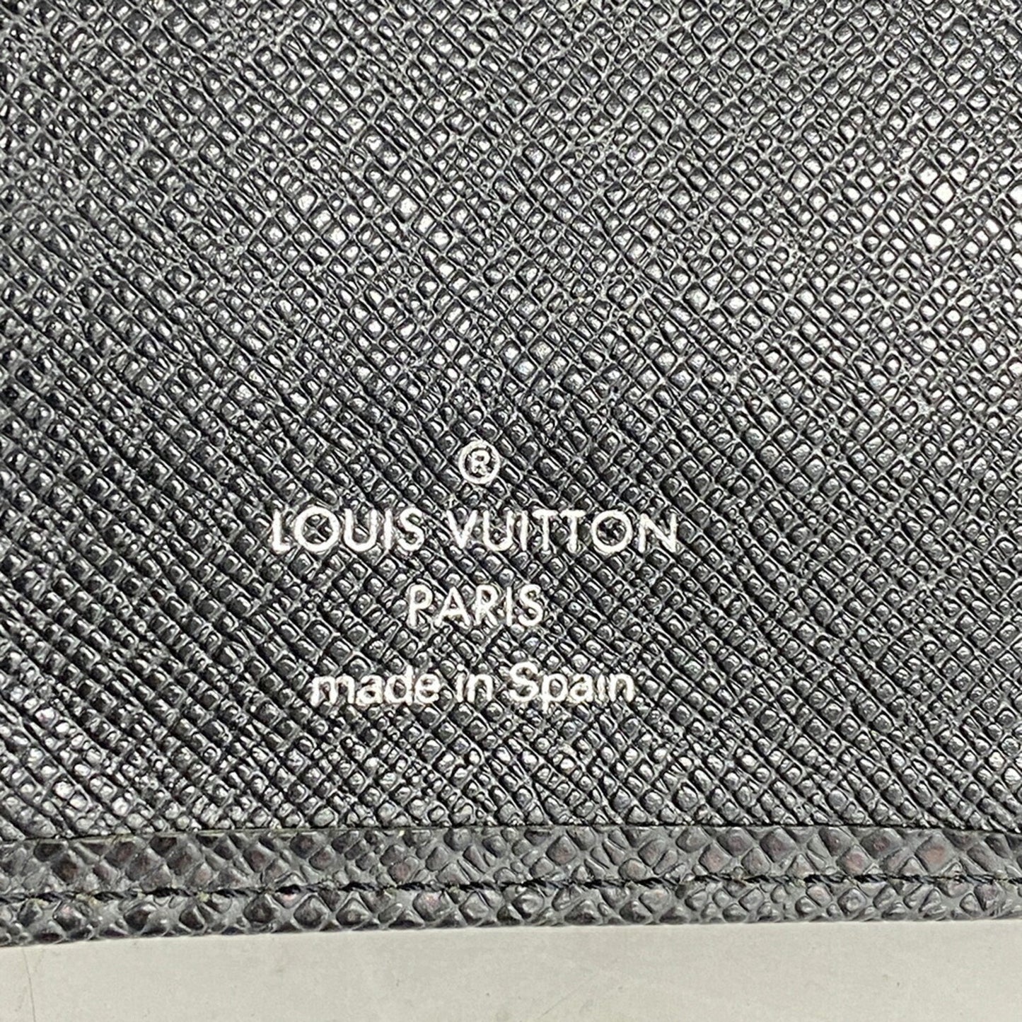Louis Vuitton Couverture Agenda Fonctionnel Pm  Leather Wallet  ()