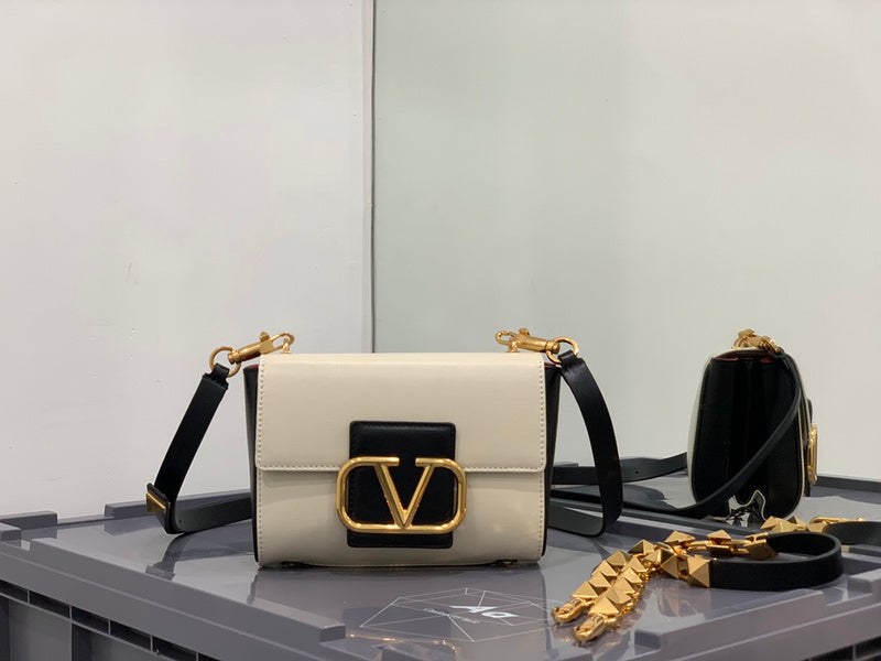 GLM - VEL Bags - 1435
