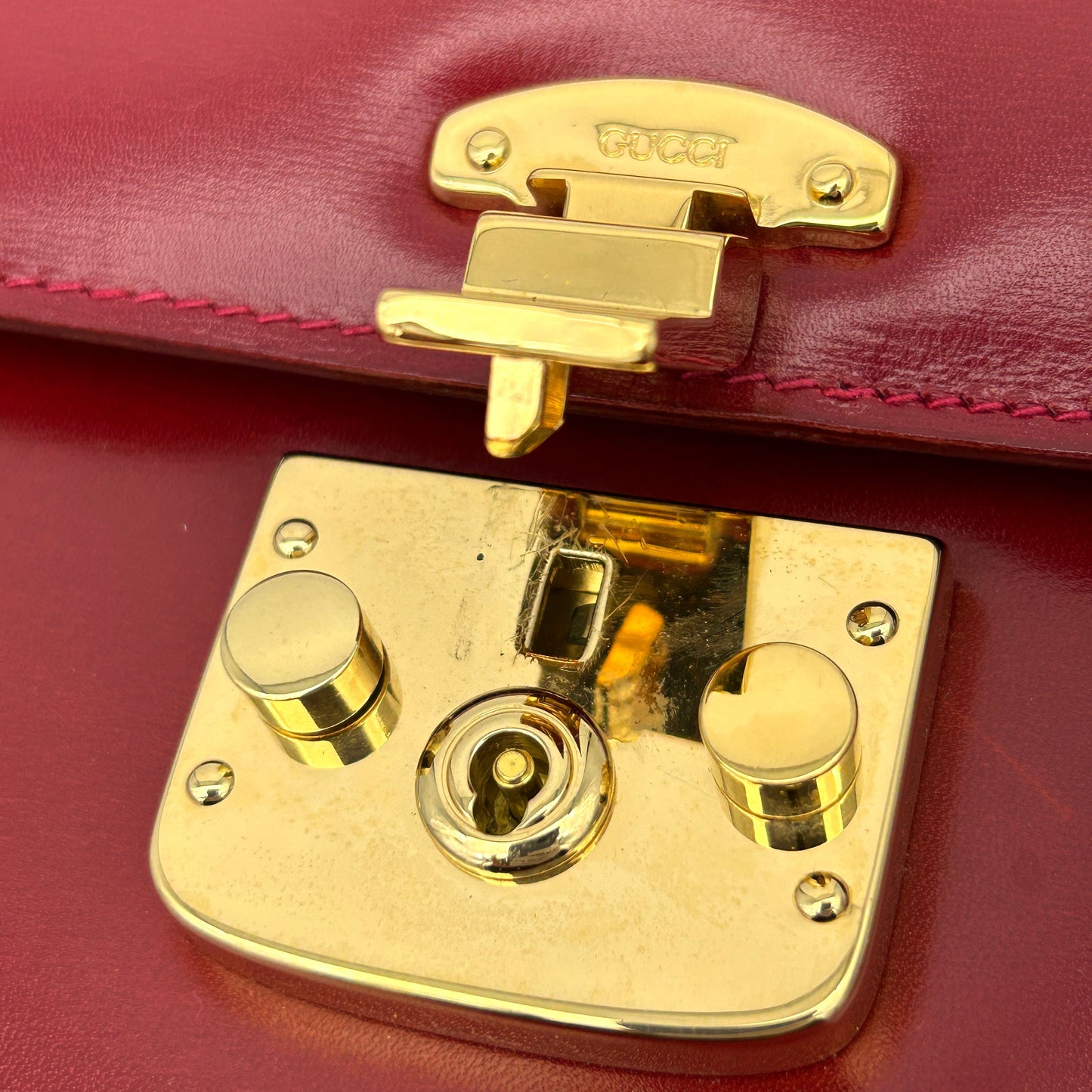 Gucci Vintage Lady Lock YVEAE441