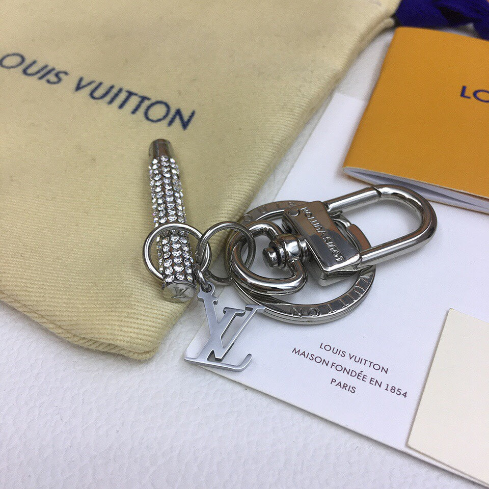 GLM -Top Quality Keychains LUV 072