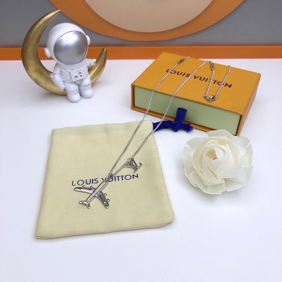 GLM - Top Quality Necklace LUV013