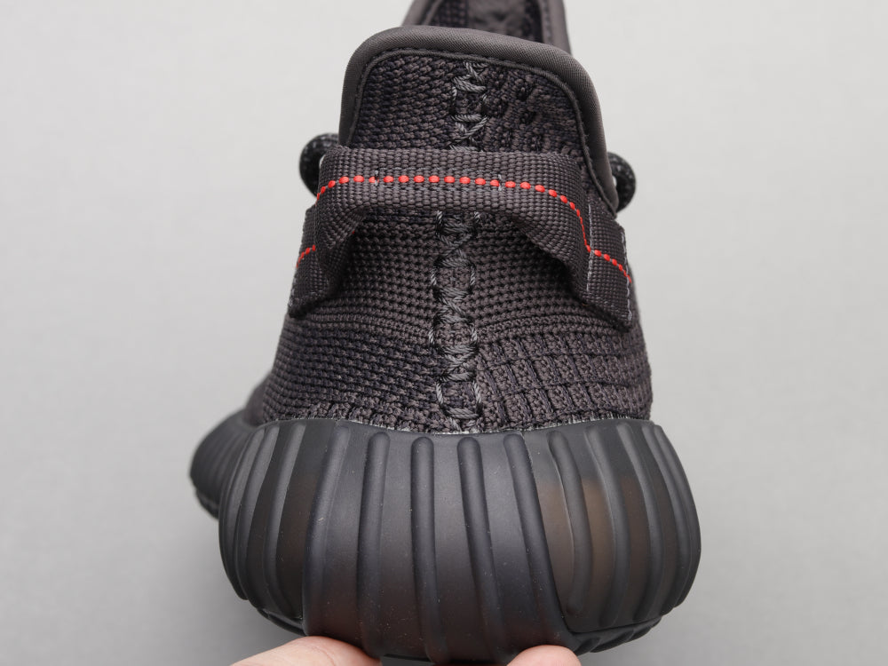 GLM - Yzy 350 Black Angel Sneaker