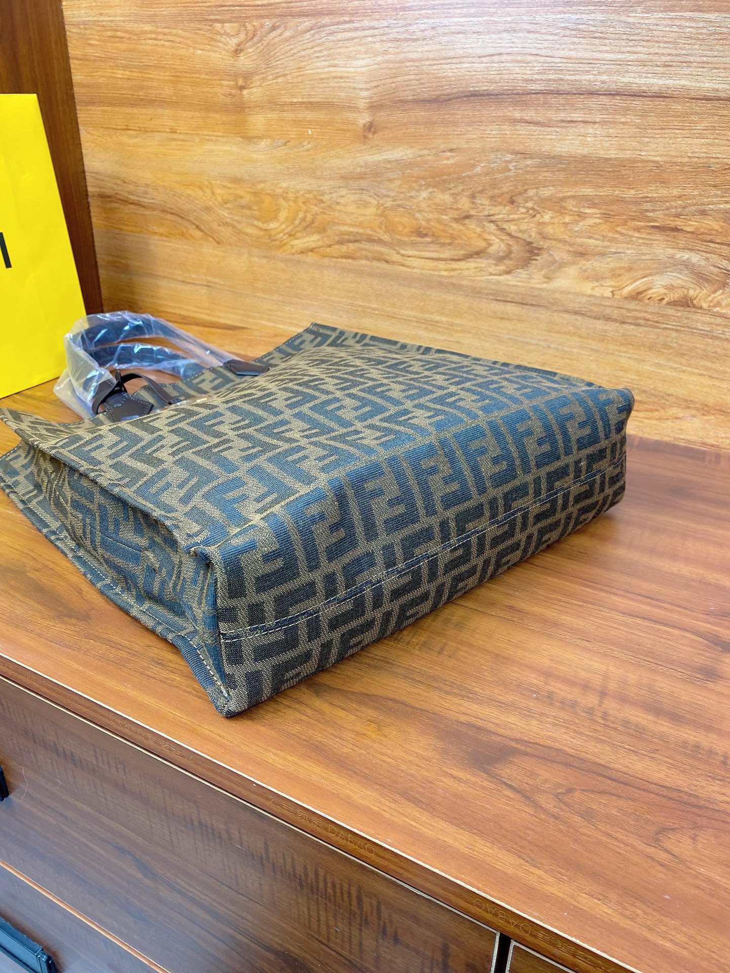 GLM - Top Quality Bags FEI 146