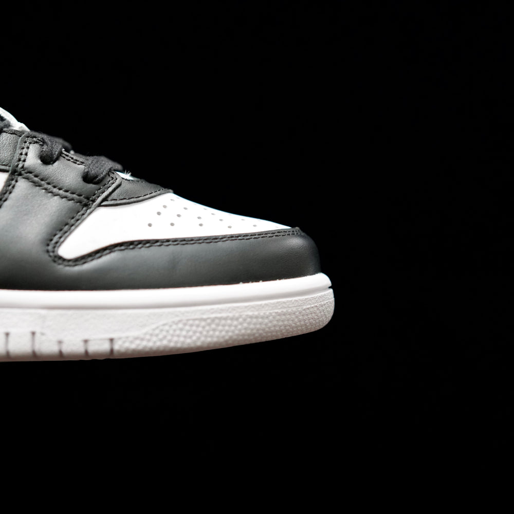 GLM - AMBUSH x DUNK HIGH Black & White Collaboration
