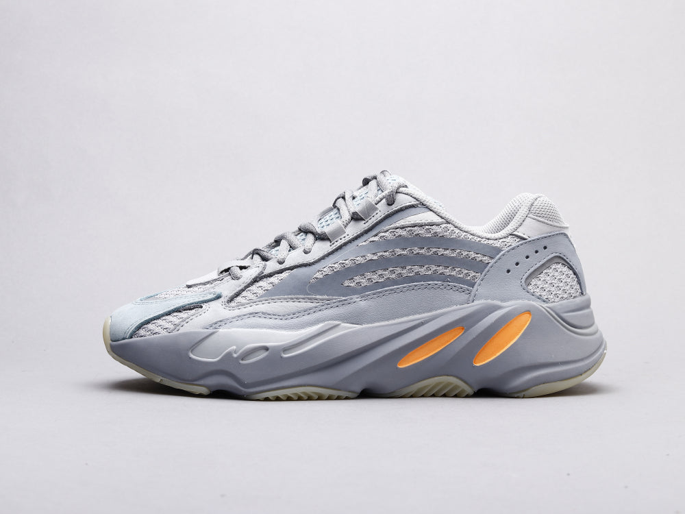 GLM - Yzy 700 Inertia 2.0 Sneaker