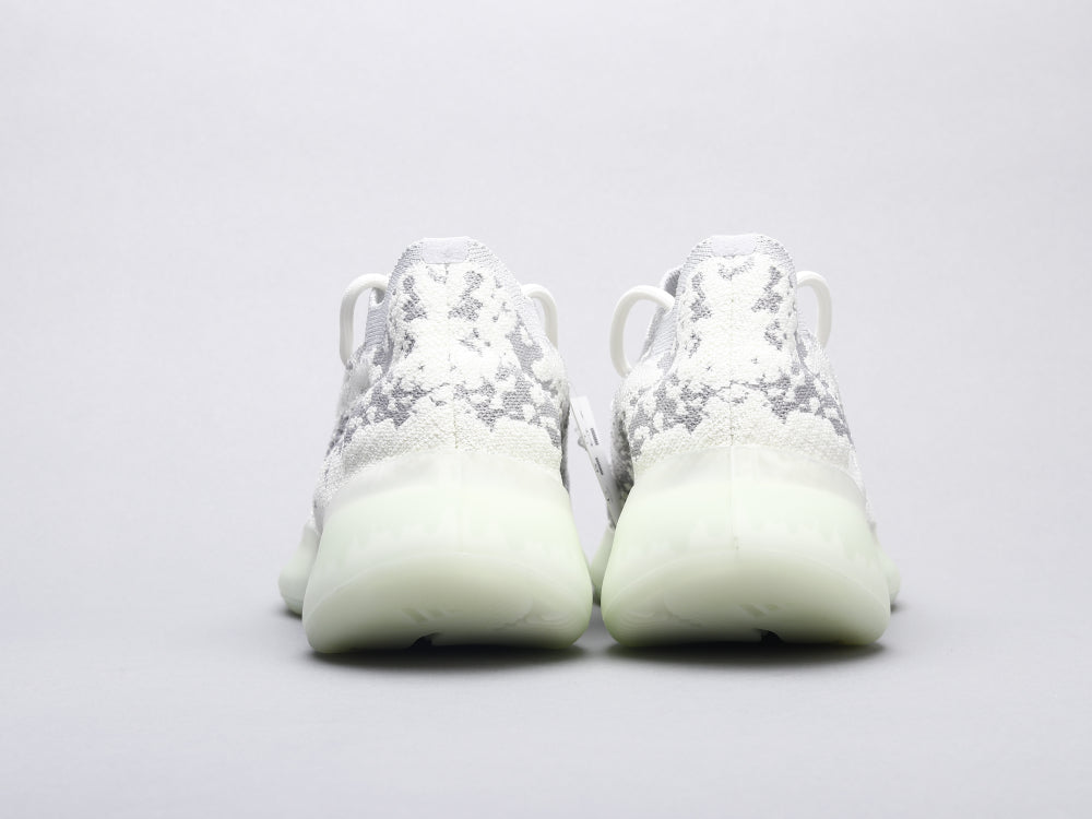 GLM - Yzy 380 Alien Sneaker