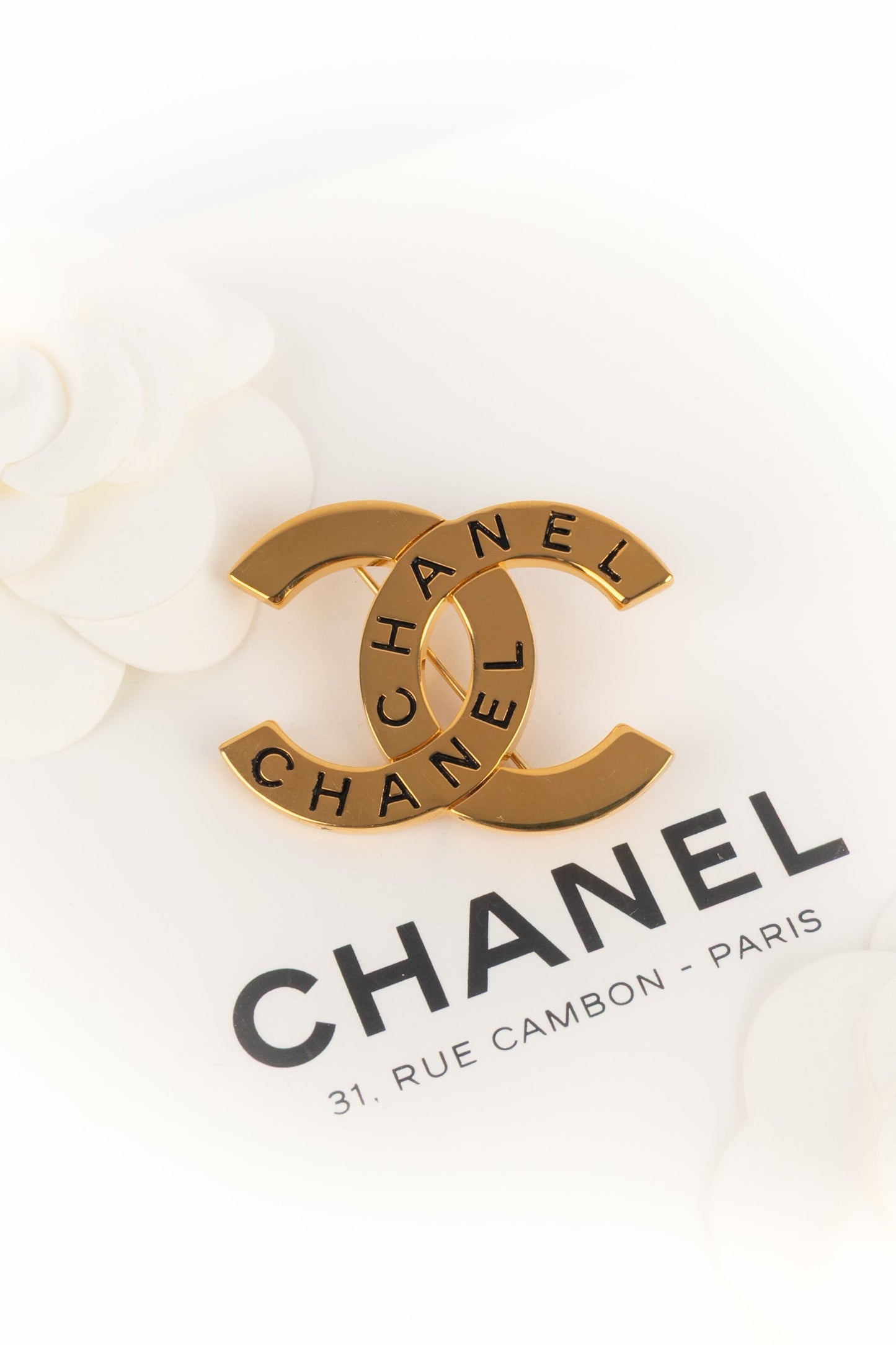 Broche cc Chanel 1998