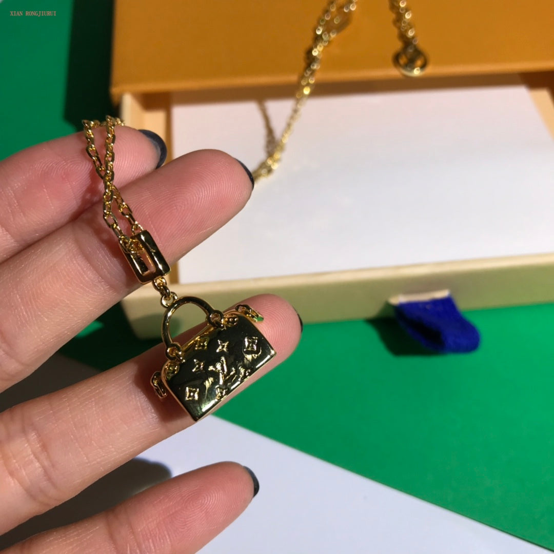 GLM - Top Quality Necklace LUV031