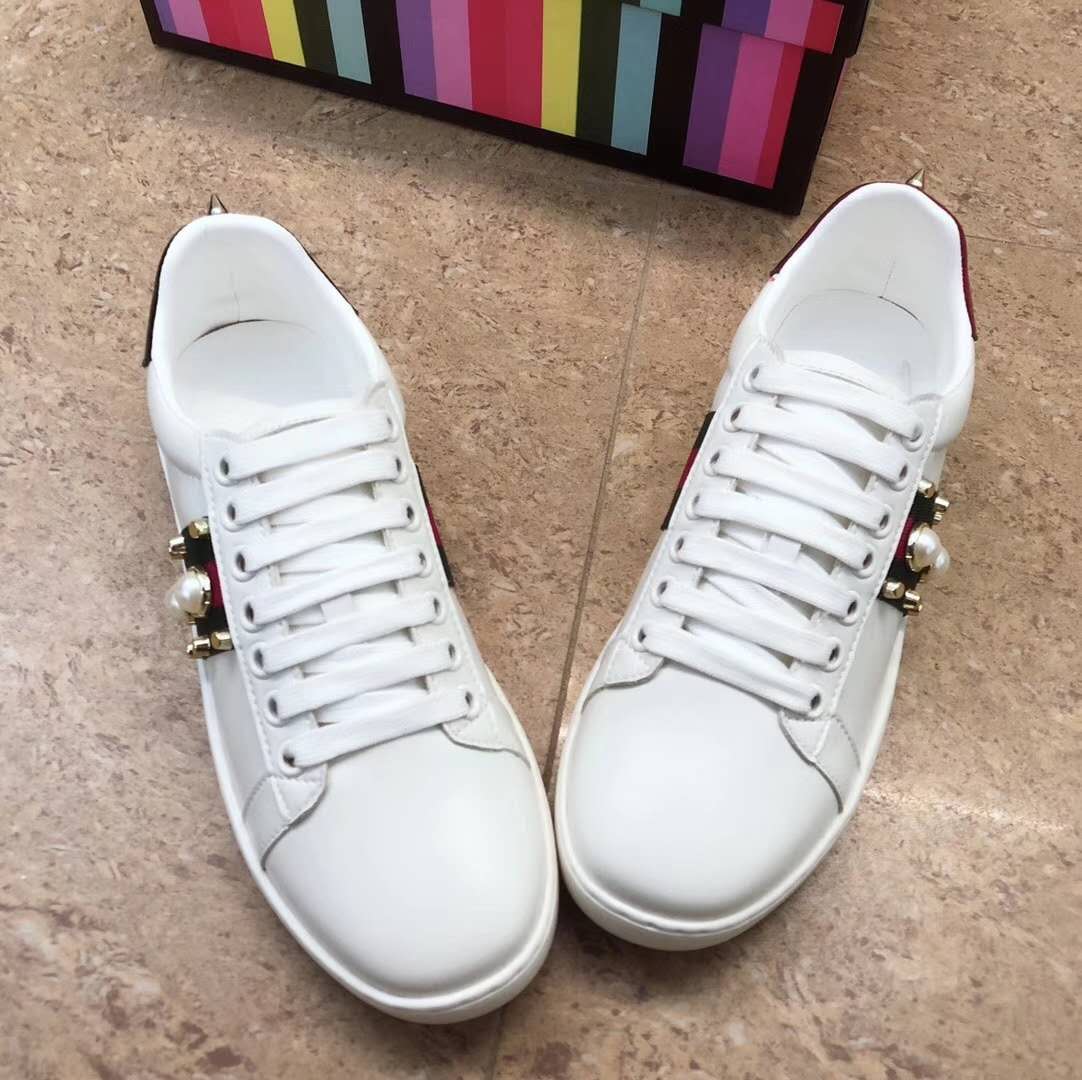 GLM- GCI Ace Embroidered Low-Top Sneaker 041