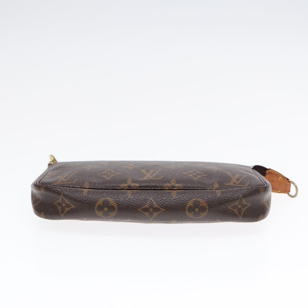 Louis Vuitton Pochette Accessoire  Canvas Clutch Bag ()