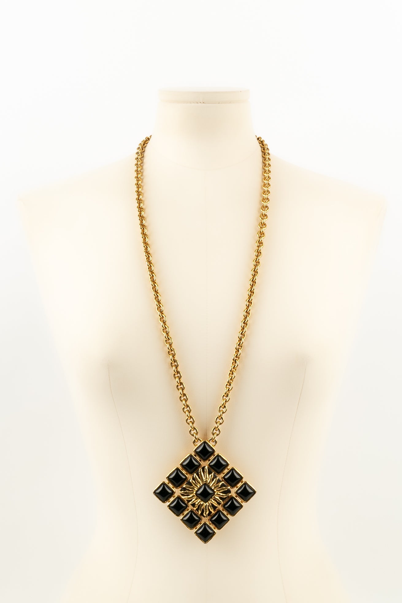Collier Jean Patou