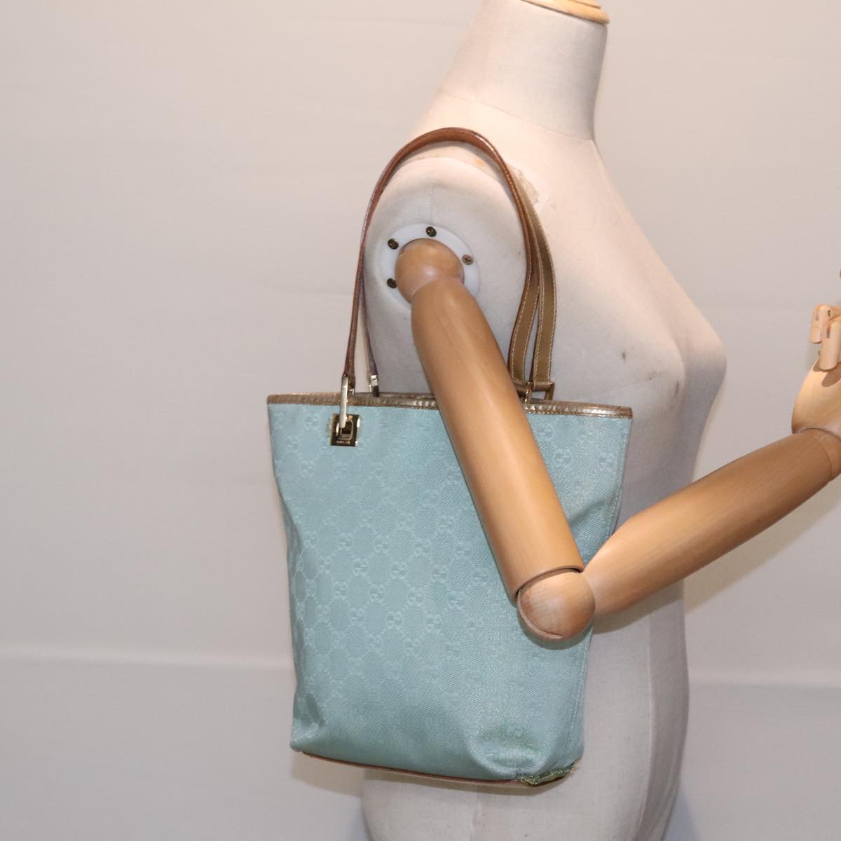GUCCI GG Canvas Tote Bag Light Blue Gold 002 1099 90172