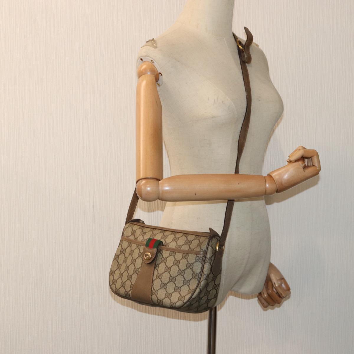 GUCCI GG Supreme Web Sherry Line Shoulder Bag PVC Beige Red 89 02 032 90332