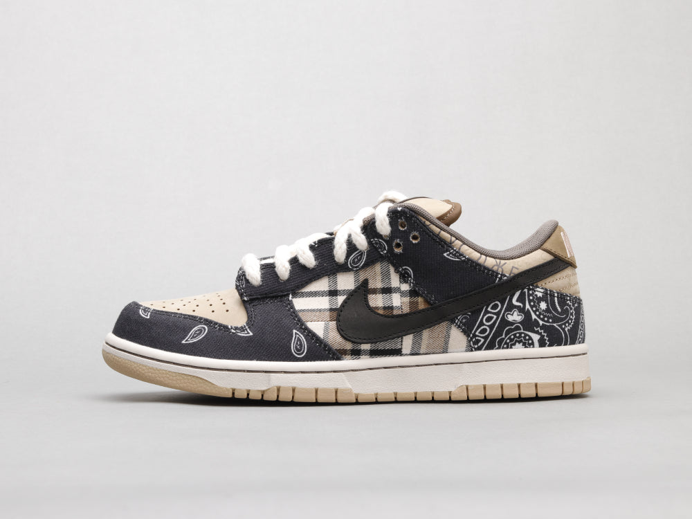 GLM - Travis Scott x SB Dunk Low Cashew Blossom