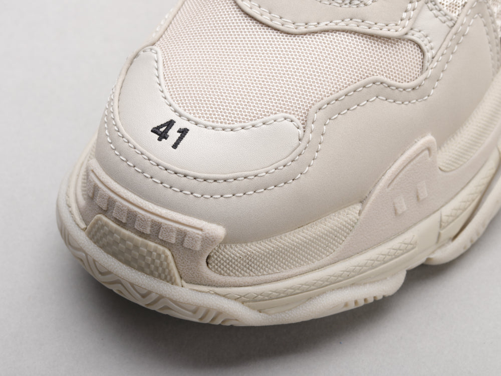 GLM - Bla Triple-S Generation Milk Tea Sneaker