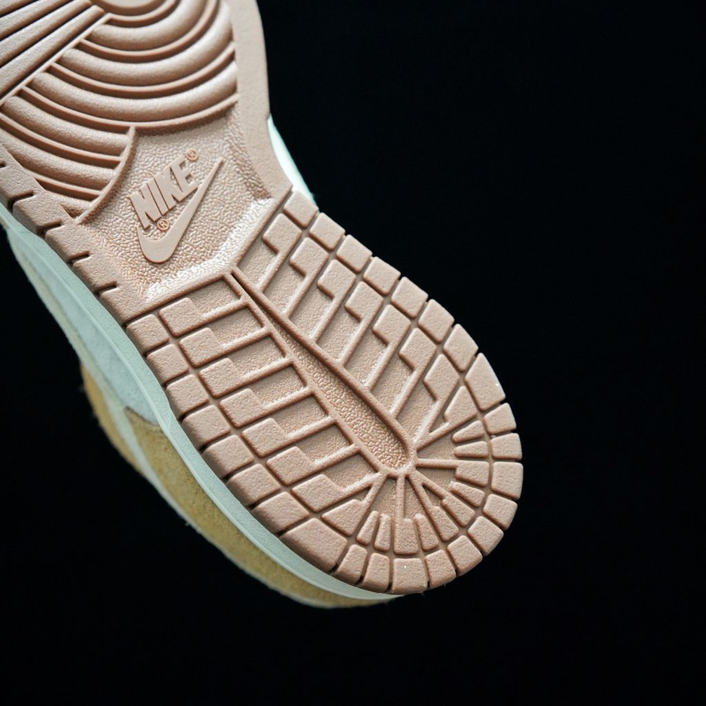 GLM - NKE wheat khaki
