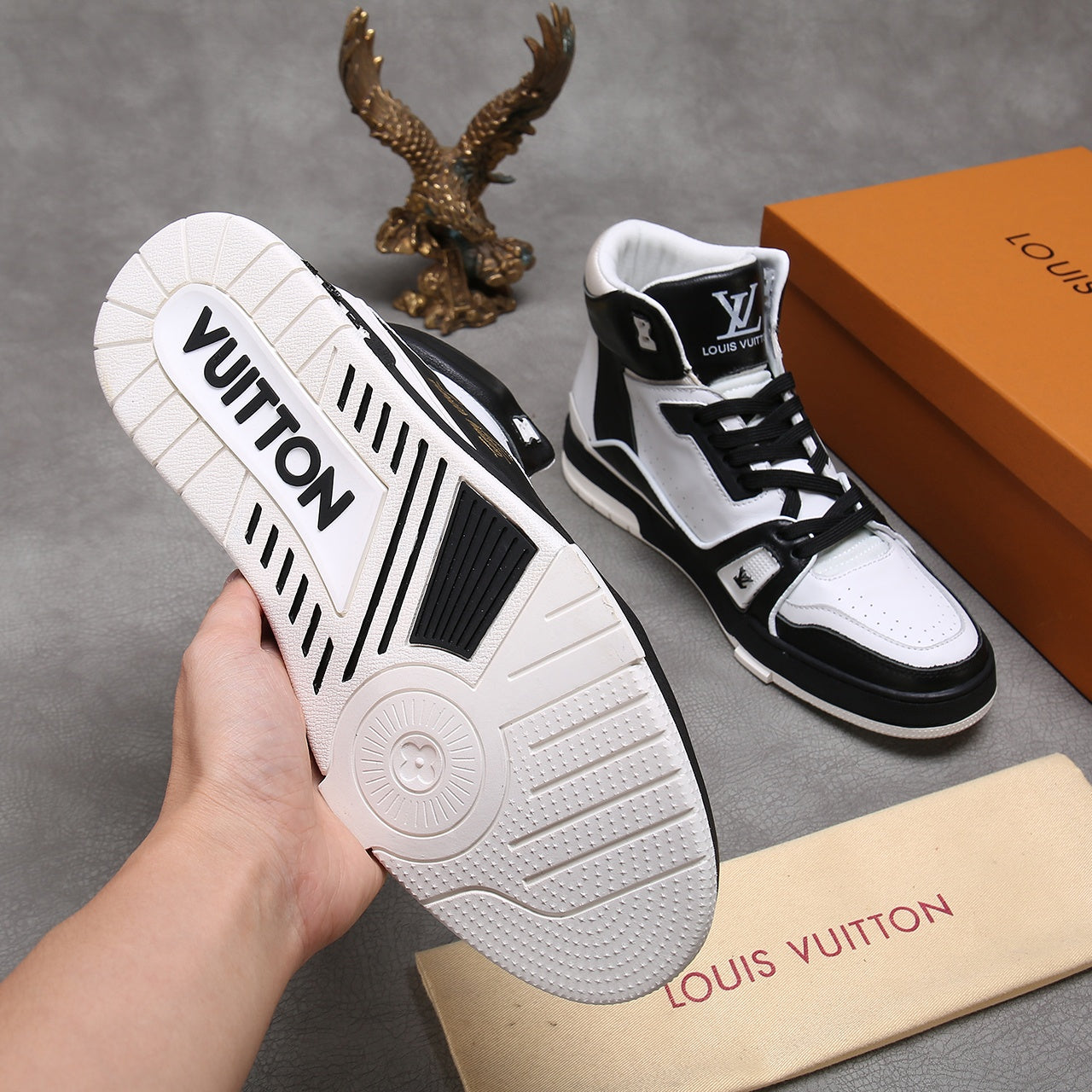 GLM - LUV Traners Inspired White Black Sneaker