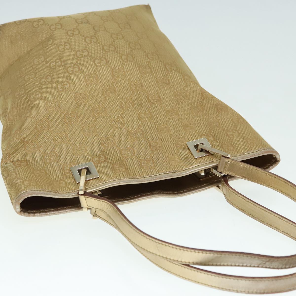 GUCCI GG Canvas Shoulder Bag Gold Tone Gold 0021099 91390