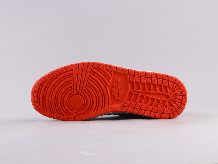 GLM - AJ1 Six Crowns