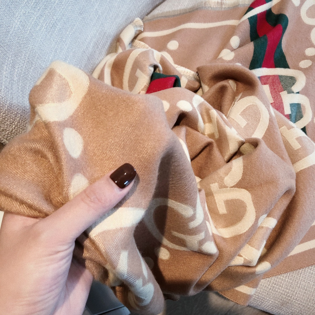 GLM - Top Quality GCI Scarf 031
