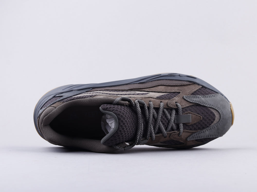 GLM - Yzy 700 Geode Sneaker