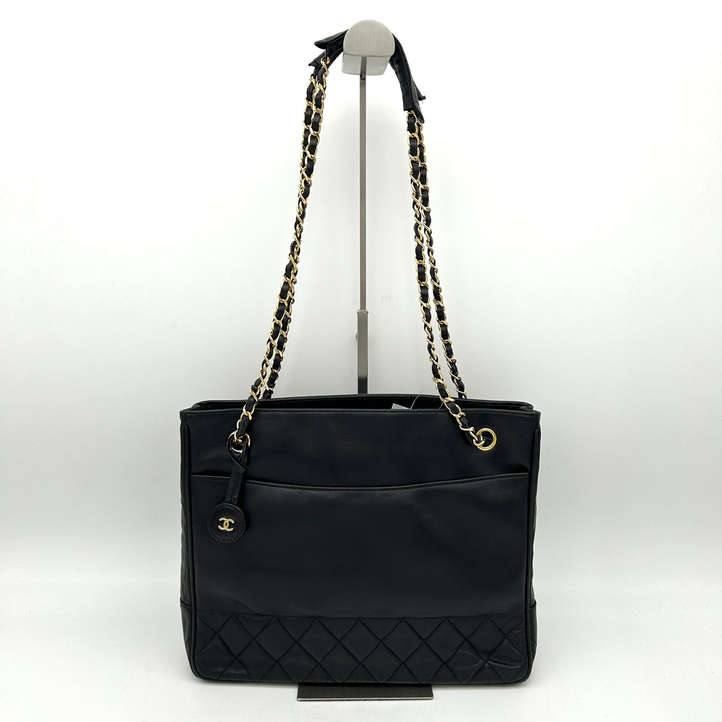 Vintage cc chain leather tote Chanel Black in Leather ch11104cc