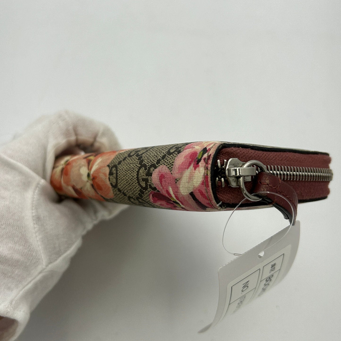 GUCCI  GG Blooms Long Wallet Zip-around Floral Beige ITBI3YZAAQ12