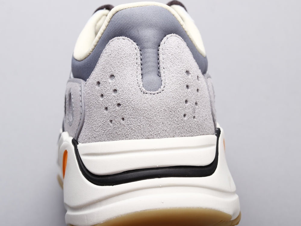 GLM - Yzy 700 Magnet Sneaker