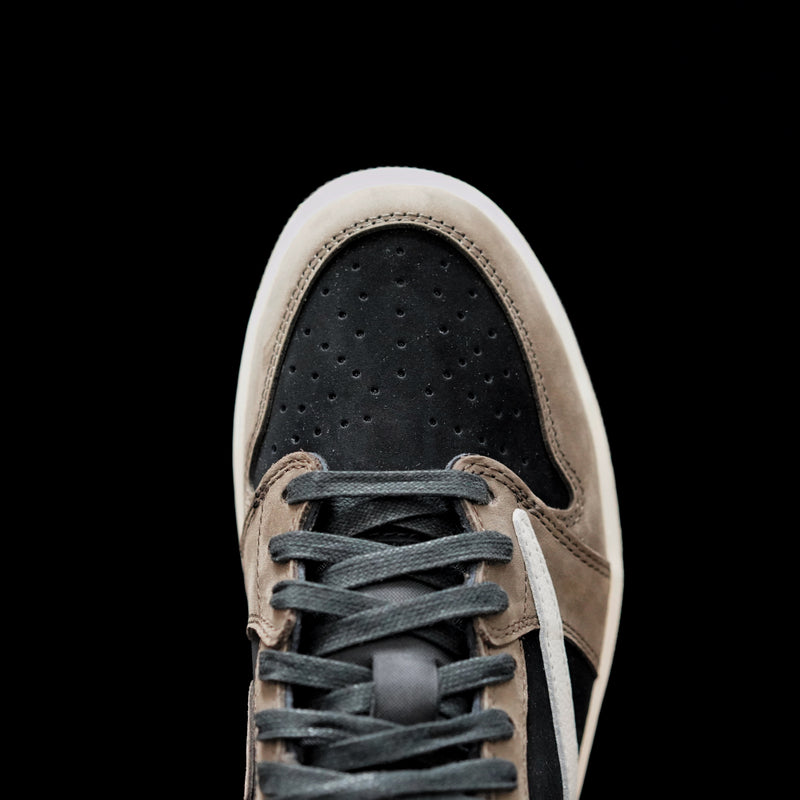 GLM - TS x AJ1 Barb Low Top