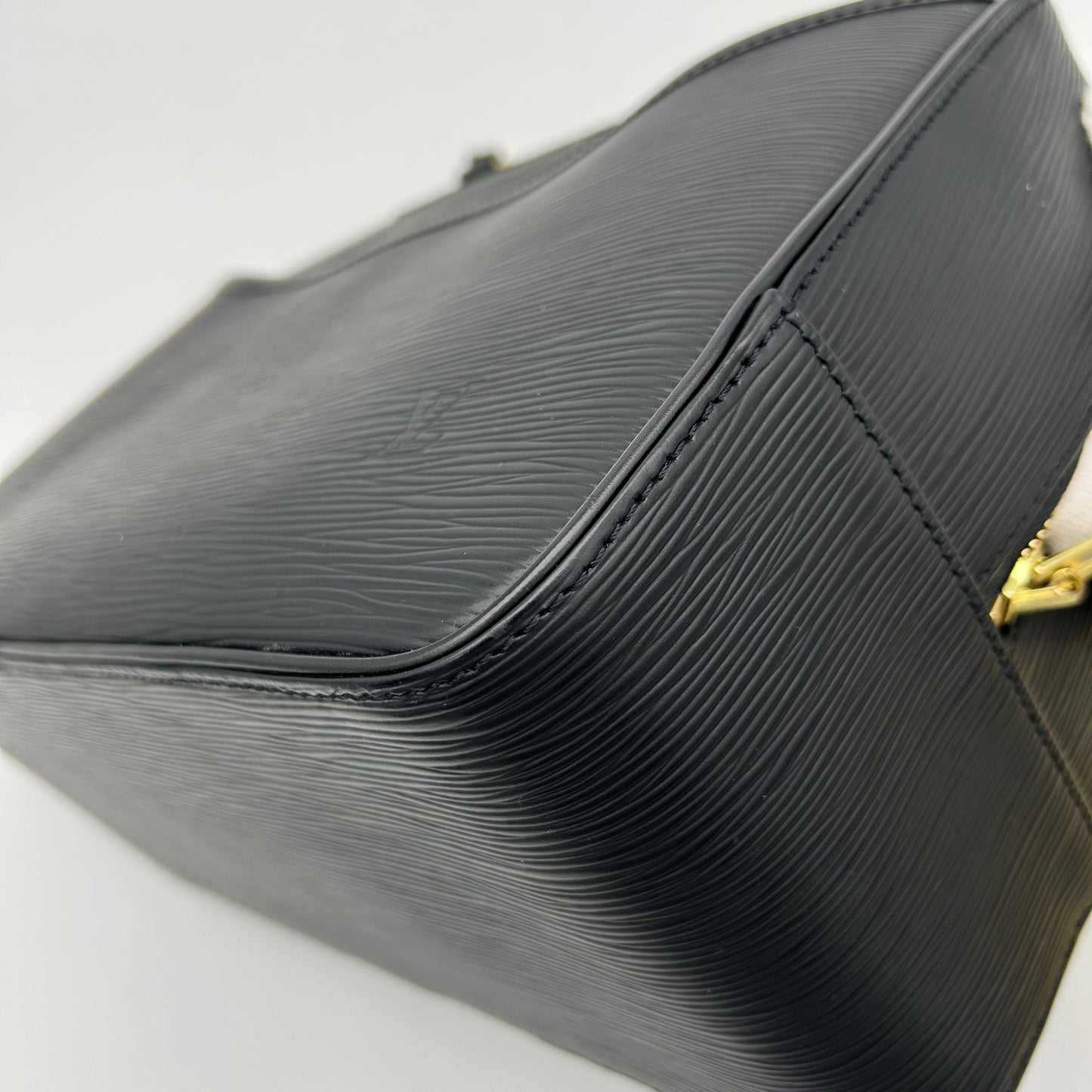Louis Vuitton Black Epi Deauville Bowling Vanity Handbag